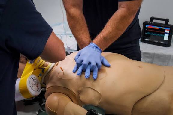 Whole Body Clinical Response in use during CPR training with a live vitals monitor